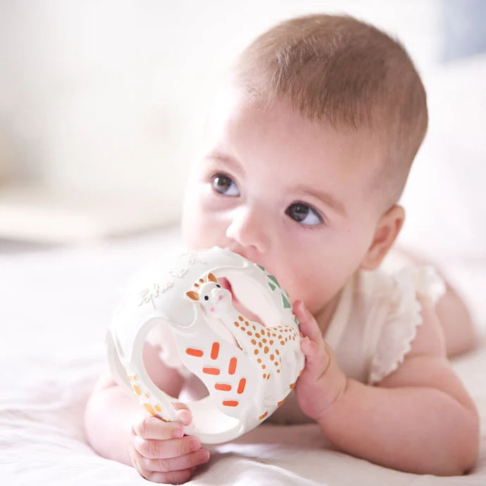 SOPHIE LA GIRAFE | Sensory Teething Ball
