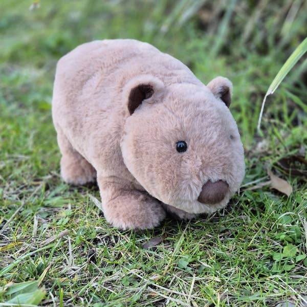 PETITE VOUS | Walter the Wombat