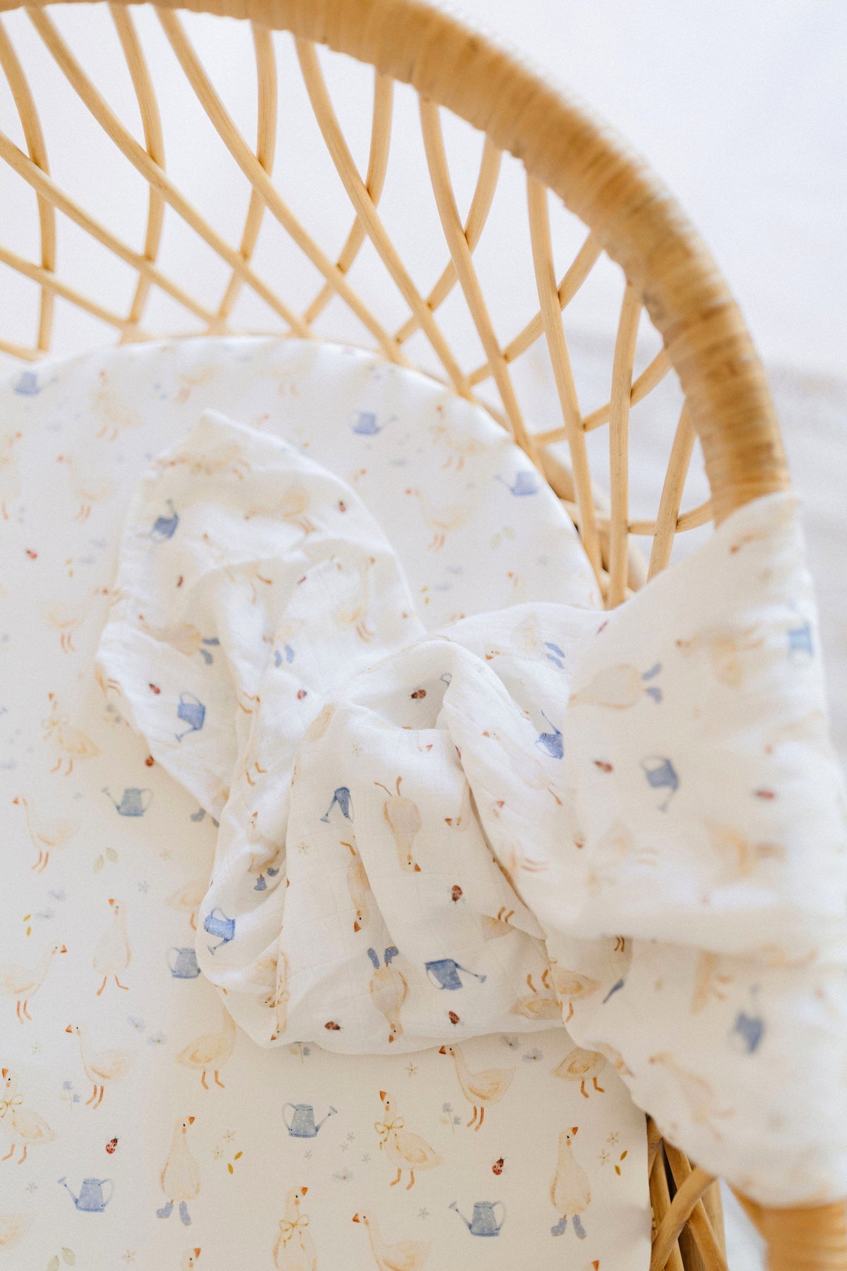 CONFETTI KIDZ | Fitted Bamboo Cot Sheet
