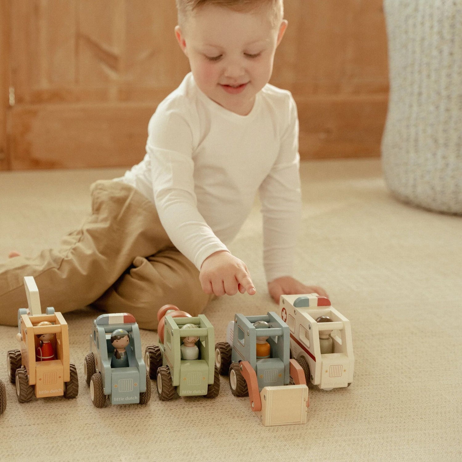 LITTLE DUTCH | Vehicles | Excavator