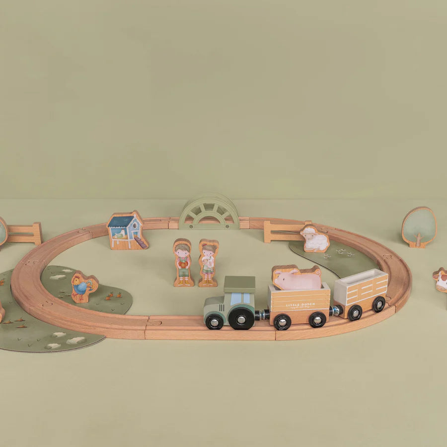 LITTLE DUTCH | Little Farm Wooden Train Track