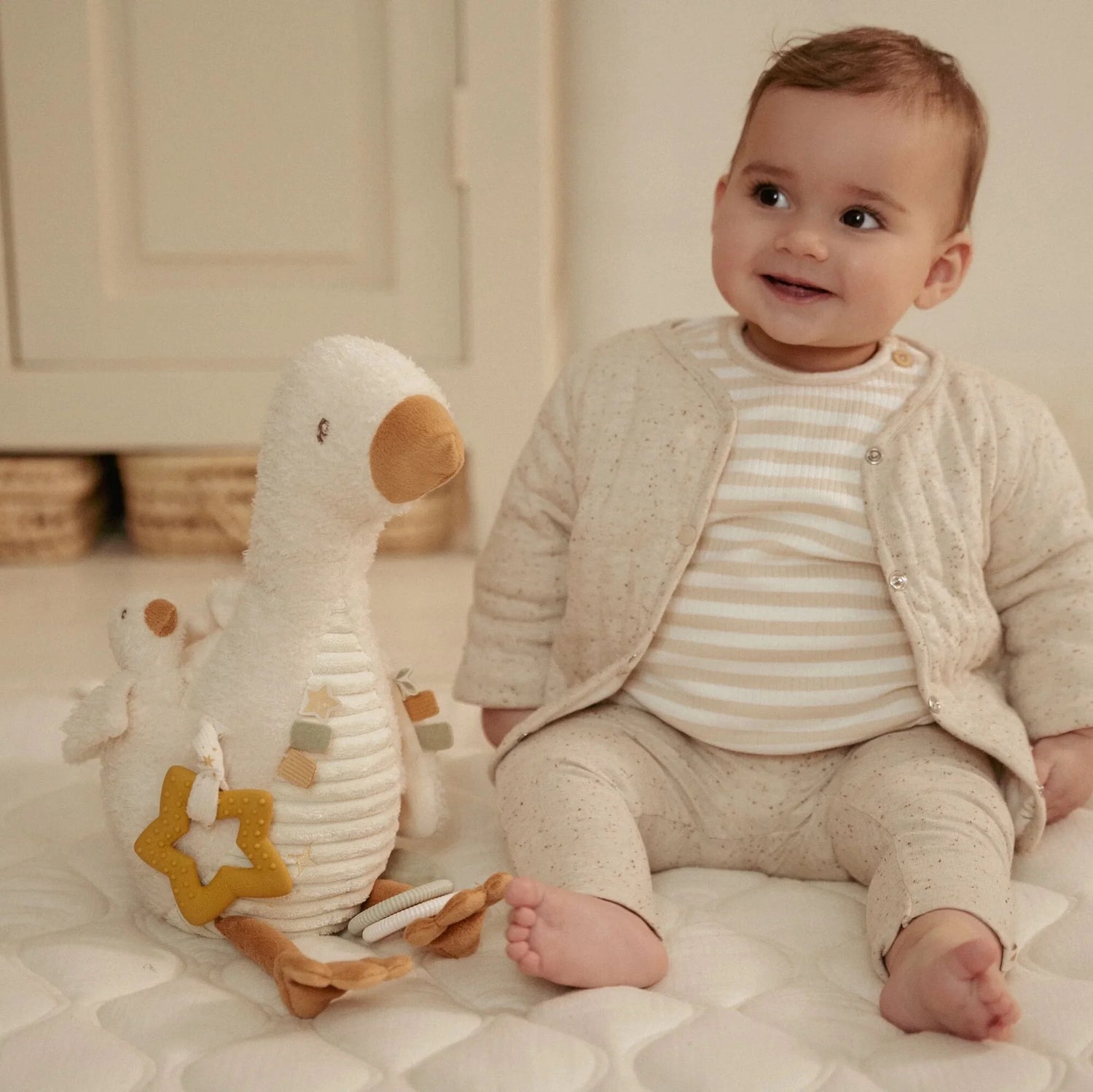 LITTLE DUTCH | Activity Baby Goose