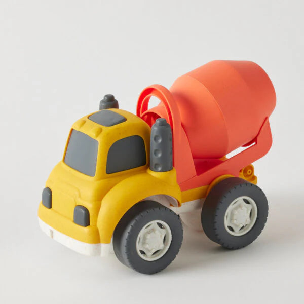 JIGGLE & GIGGLE | Bioplastic Utility Trucks