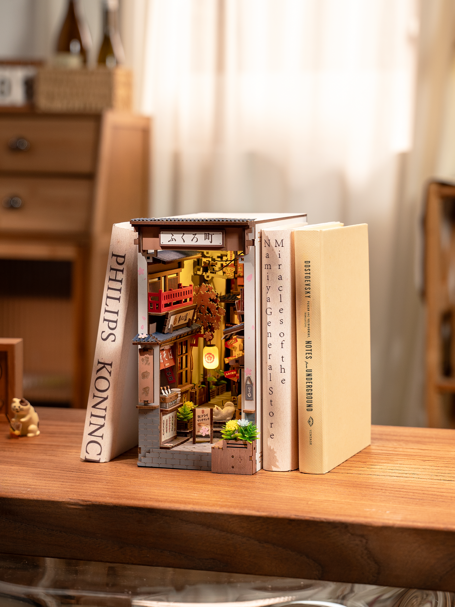 ROLIFE | Sakura Wine Alley Book Nook