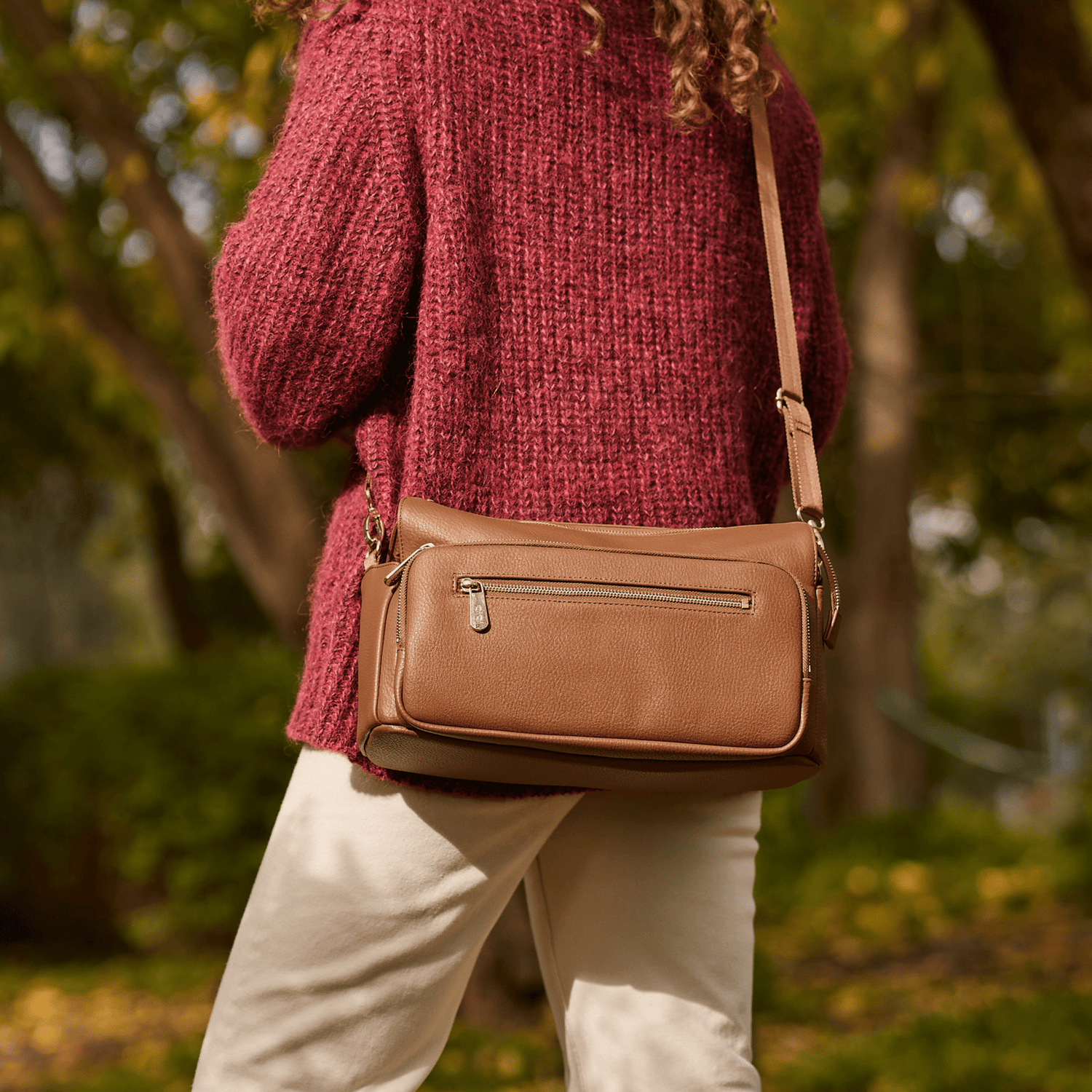 OIOI | Multitasker Pram Caddy | Chestnut Brown Vegan Leather