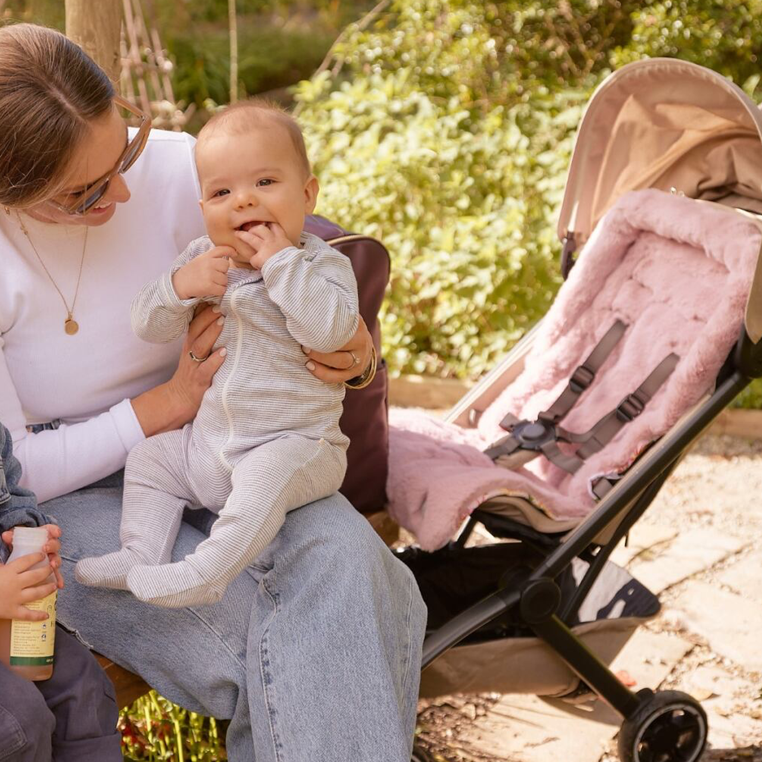 OIOI | Cozy Fleece Pram Liner | Garden Party