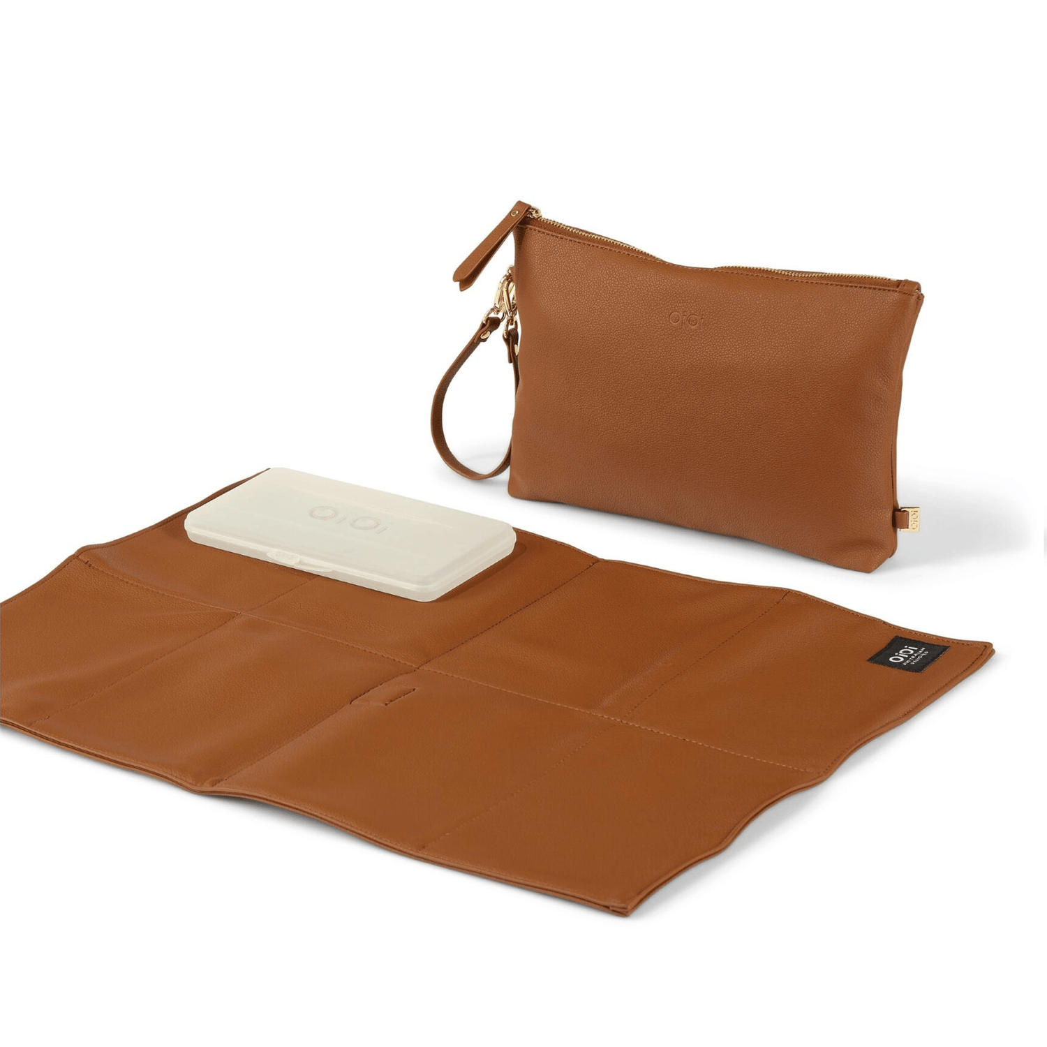 OIOI | Nappy Changing Pouch | Chestnut Brown Vegan Leather