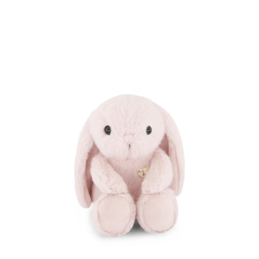SNUGGLE BUNNIES | Penelope the Bunny | Little